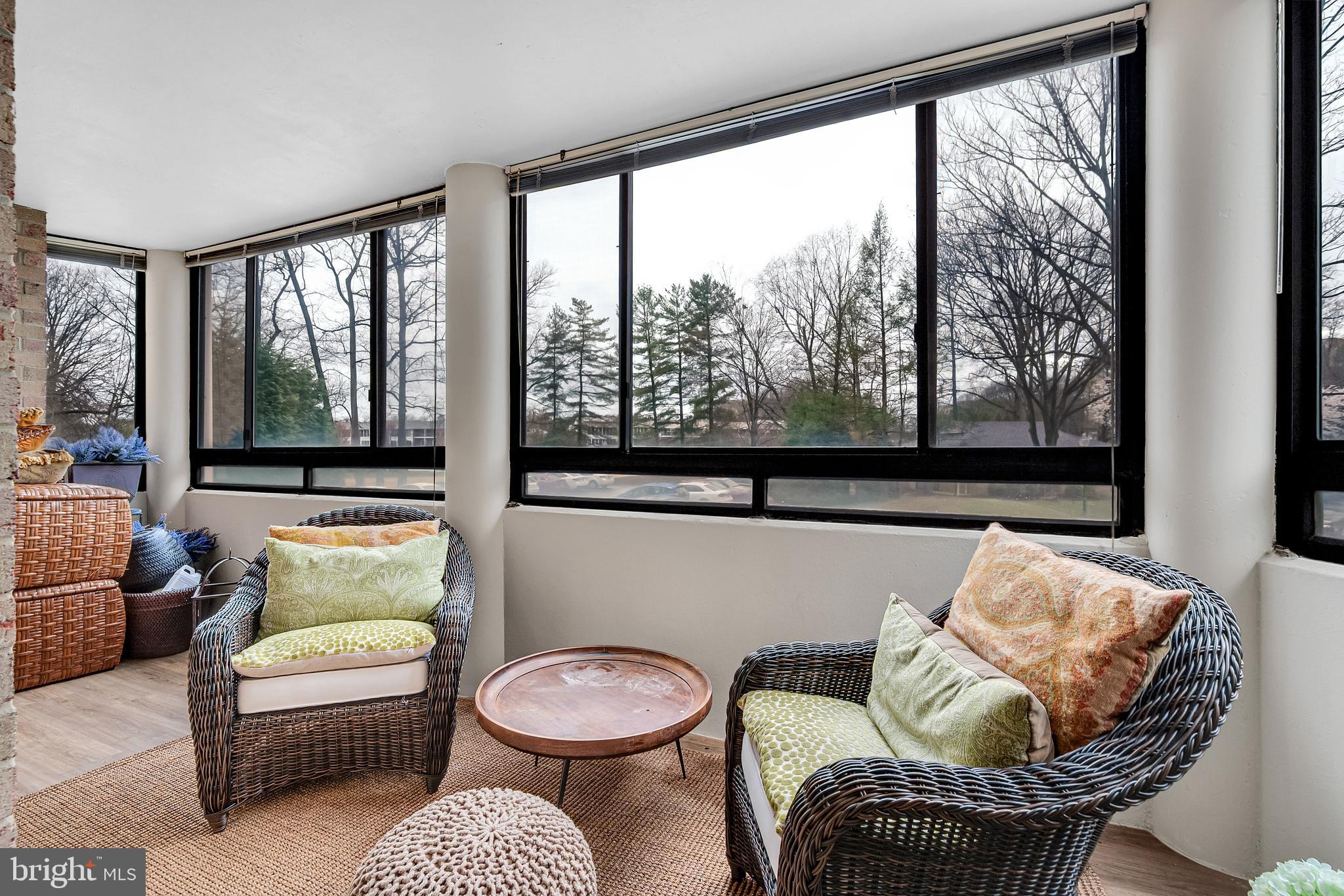 LEISURE WORLD - Residential
