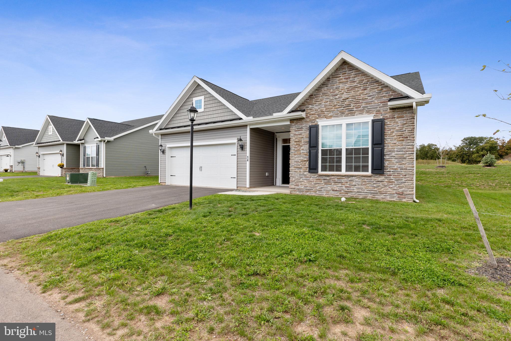 299 EDIE CIRCLE 114
