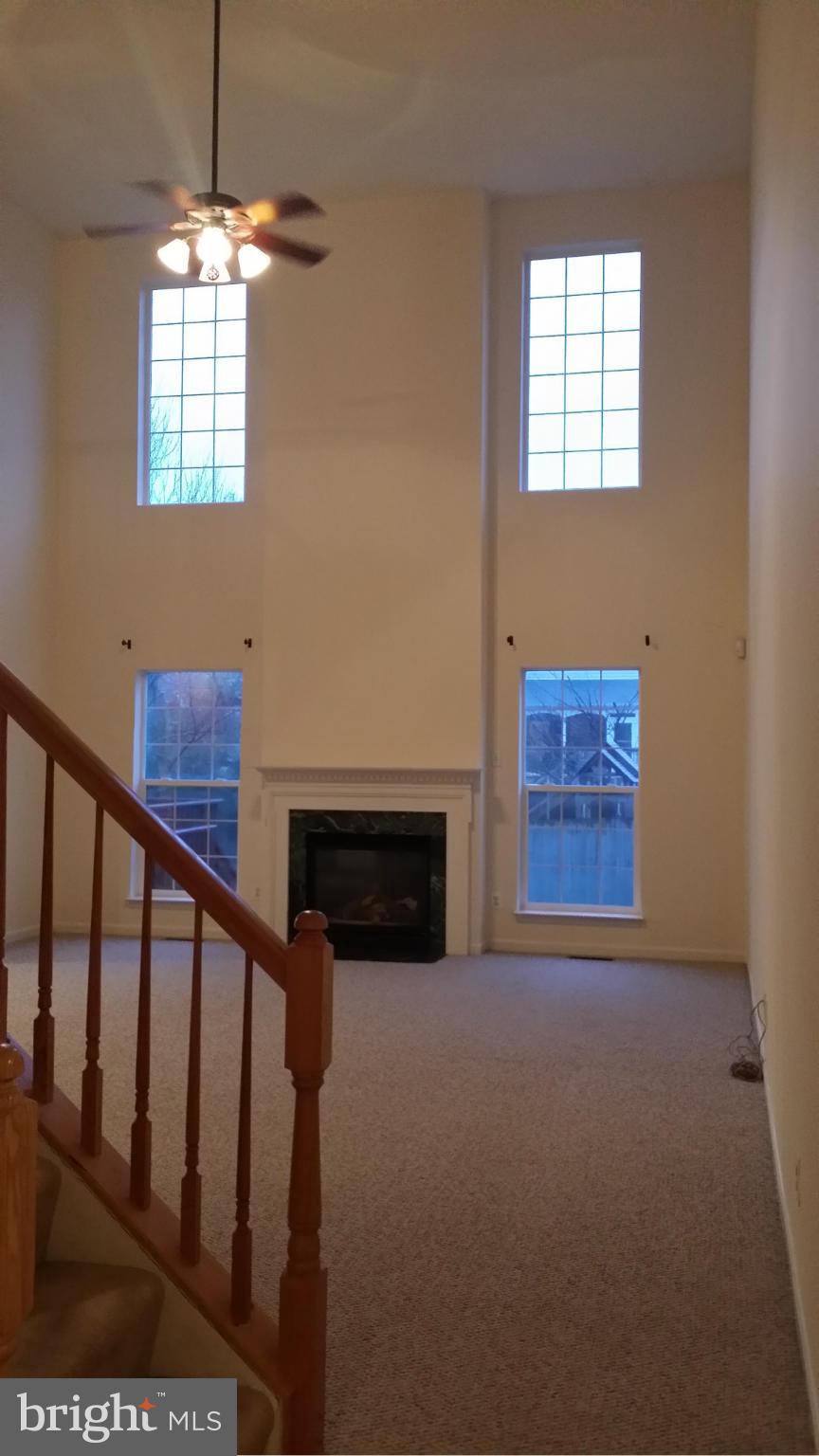 SHEFFIELD MANOR - Residential Lease