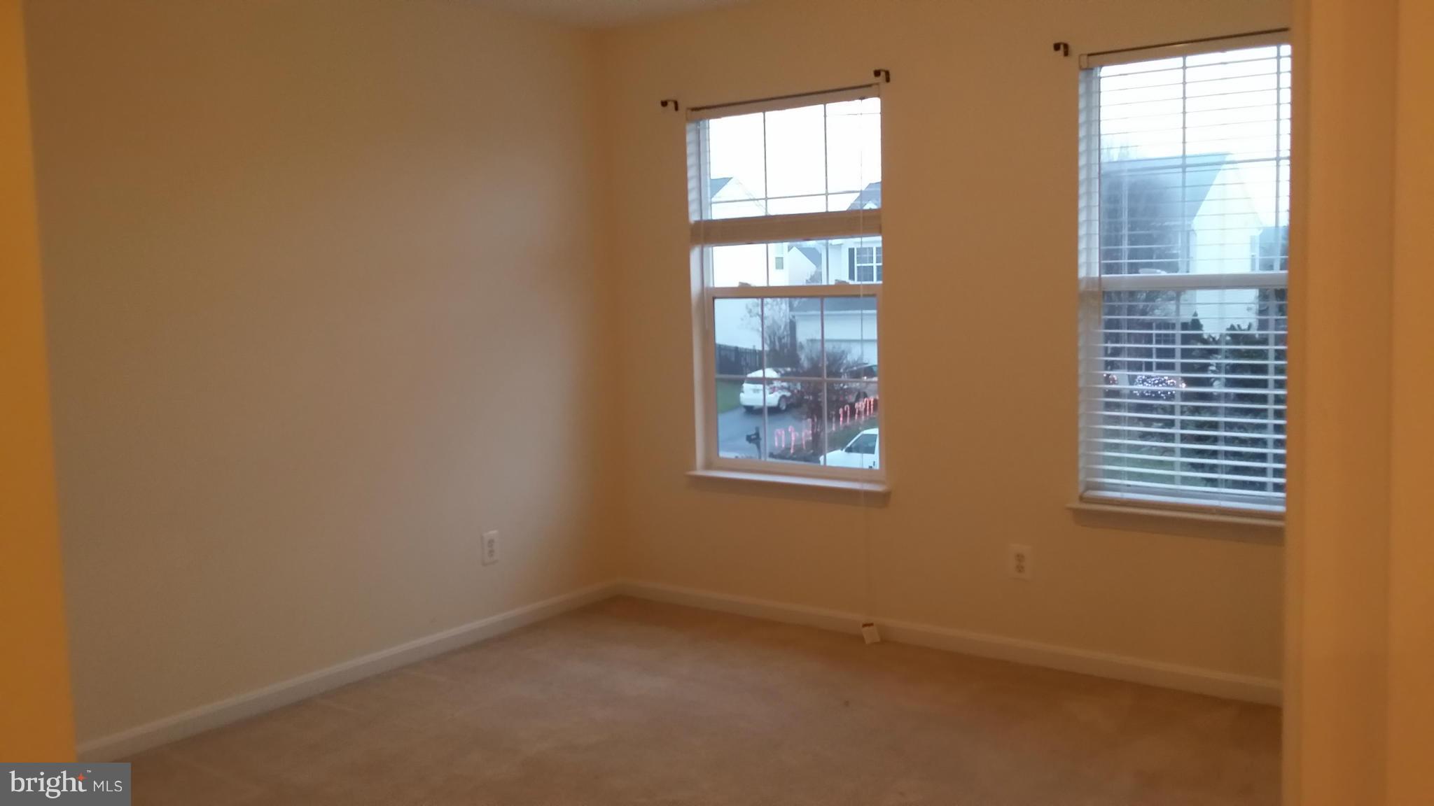 SHEFFIELD MANOR - Residential Lease