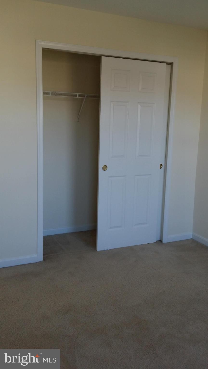 SHEFFIELD MANOR - Residential Lease