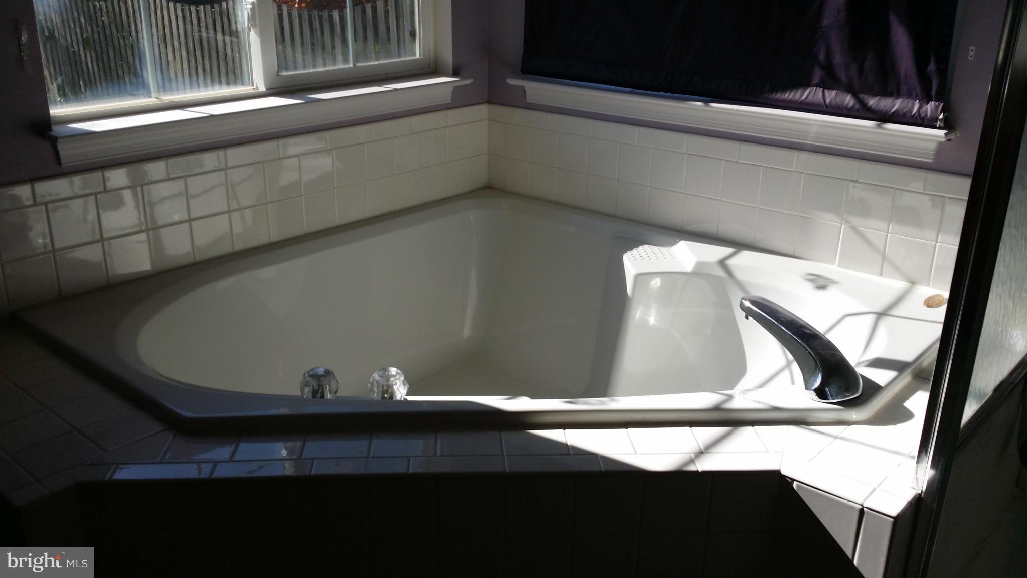 SHEFFIELD MANOR - Residential Lease