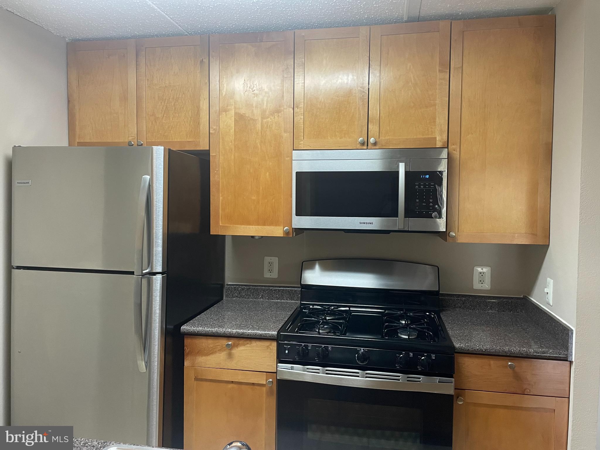 WEST END - Residential