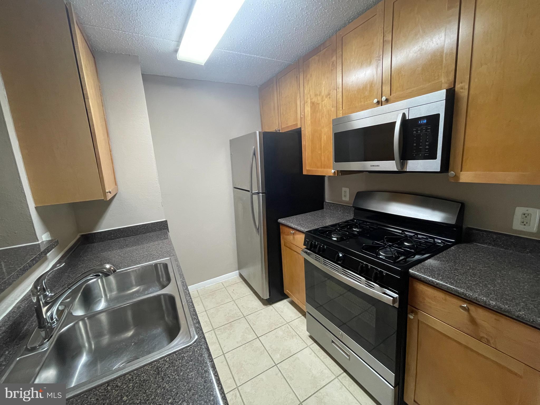 WEST END - Residential