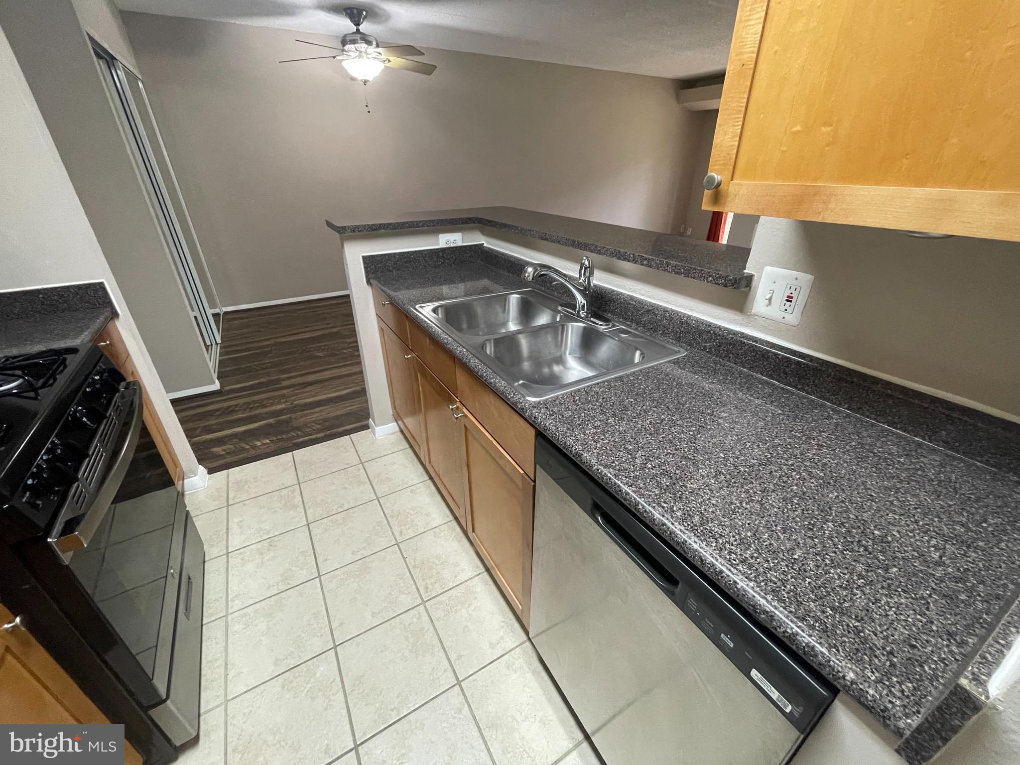 WEST END - Residential