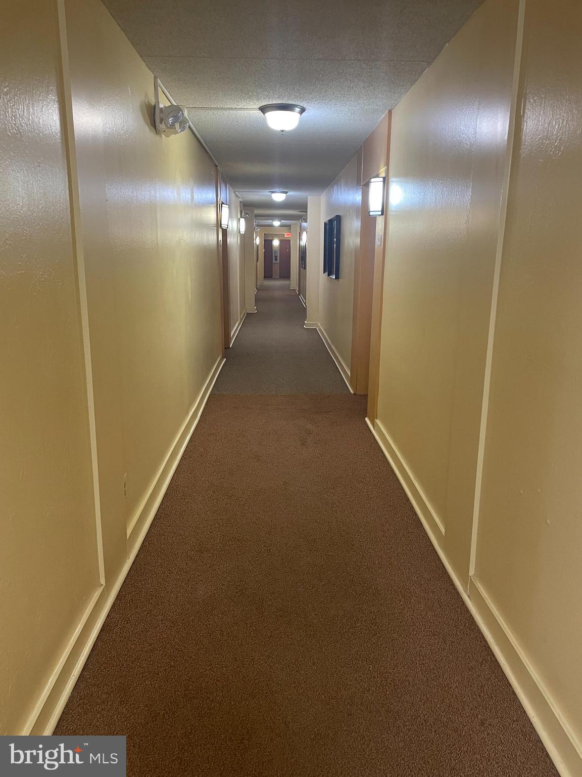 WEST END - Residential