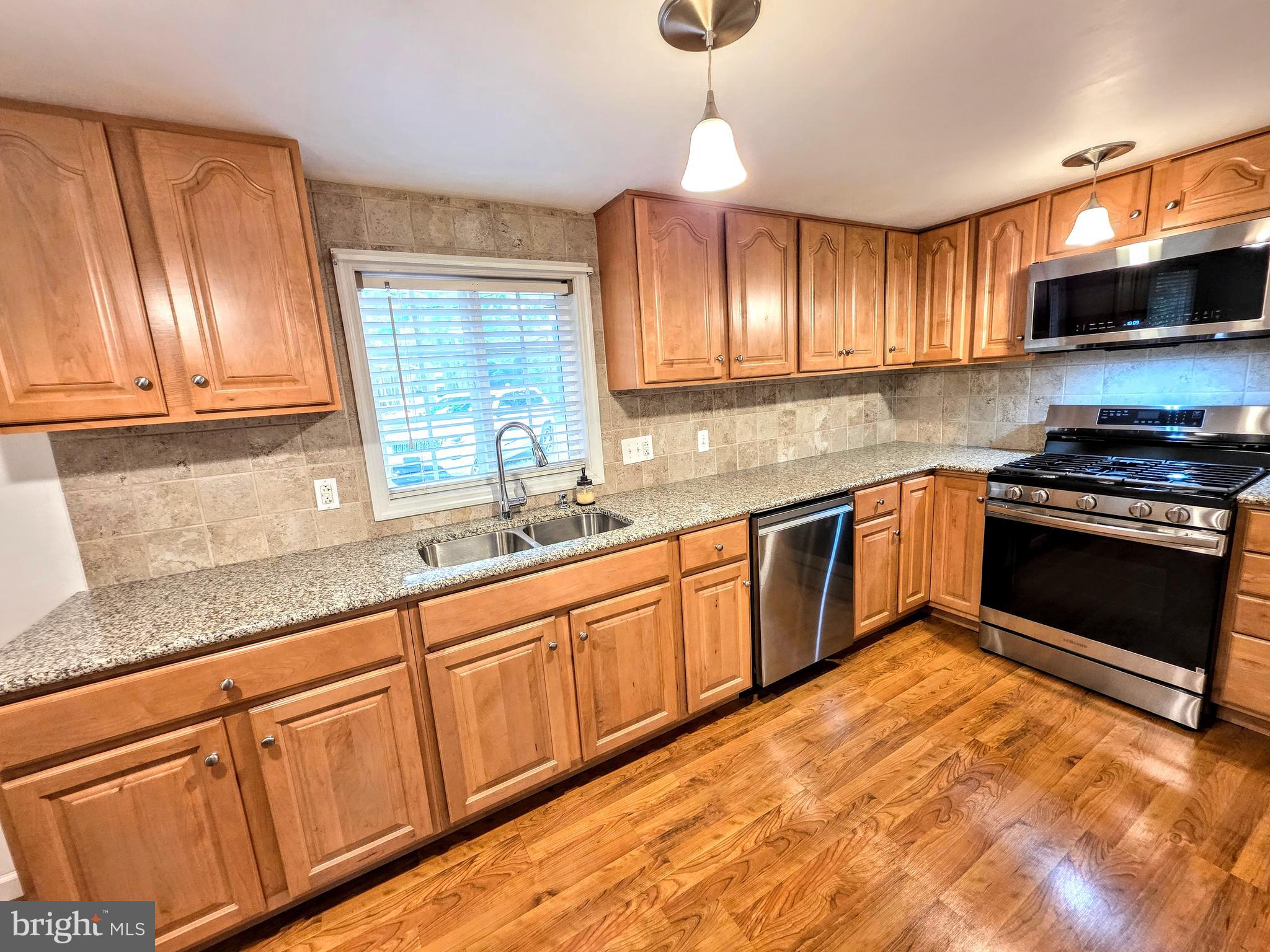 105 WHITE OAK DRIVE
