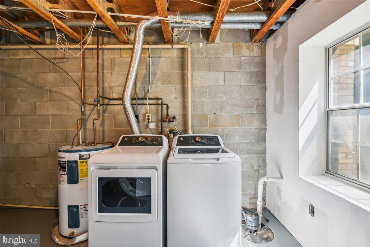 KINGS POINT - Residential