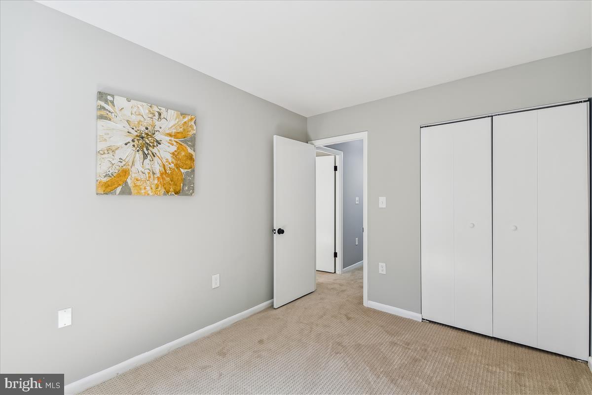 KINGS POINT - Residential