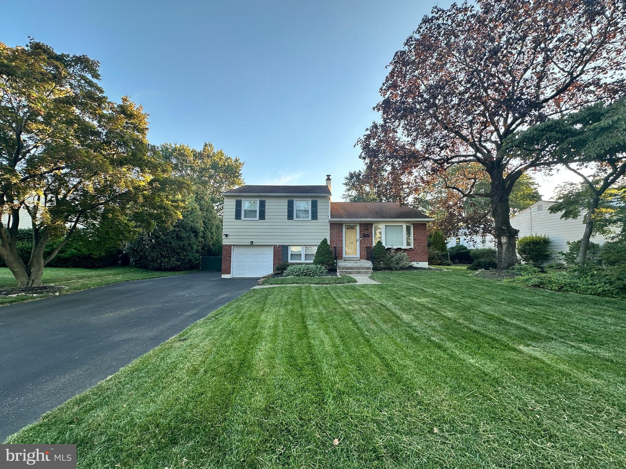 106 WOODLYN AVENUE