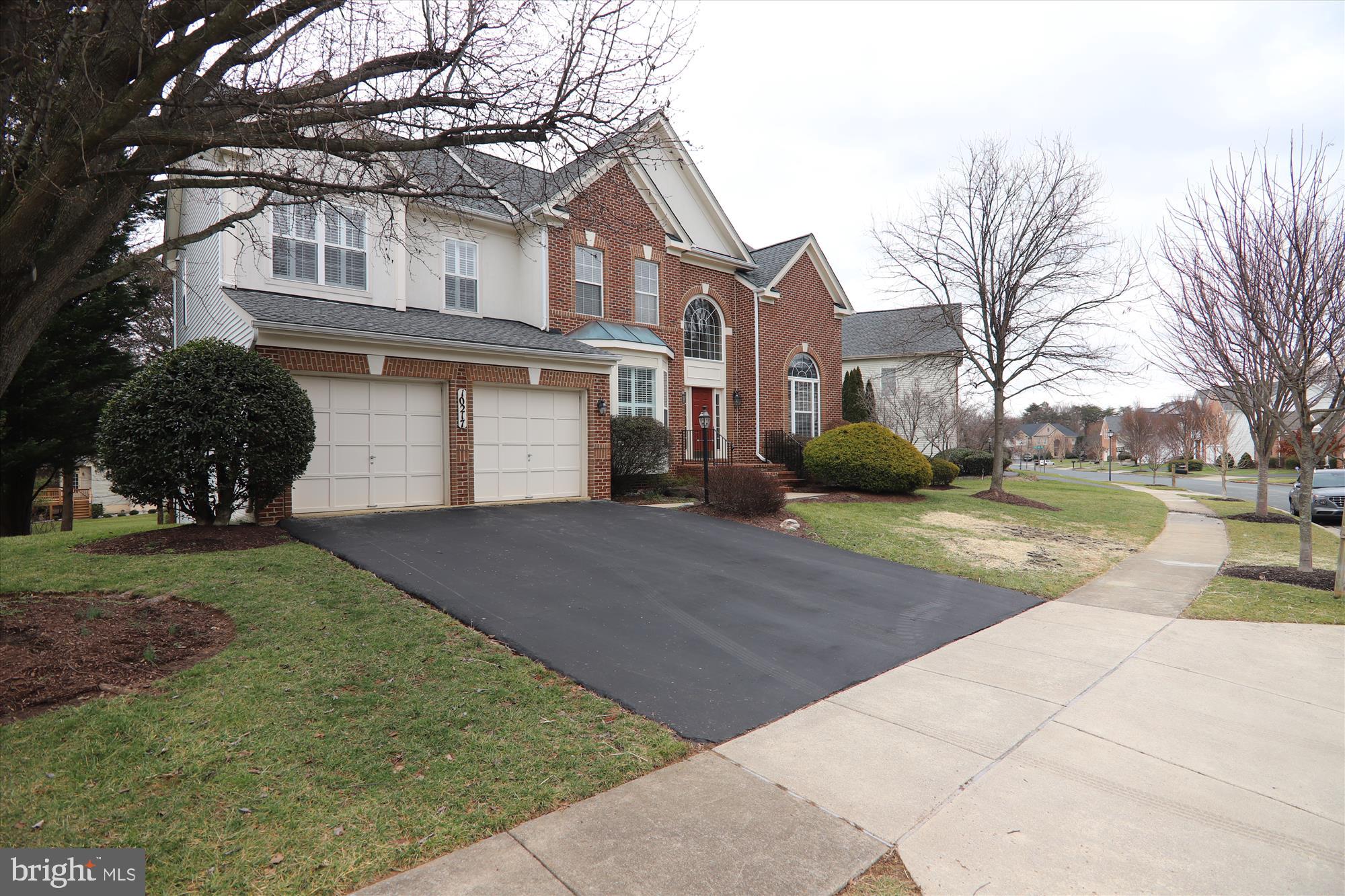 WILLOWS OF POTOMAC - Residential