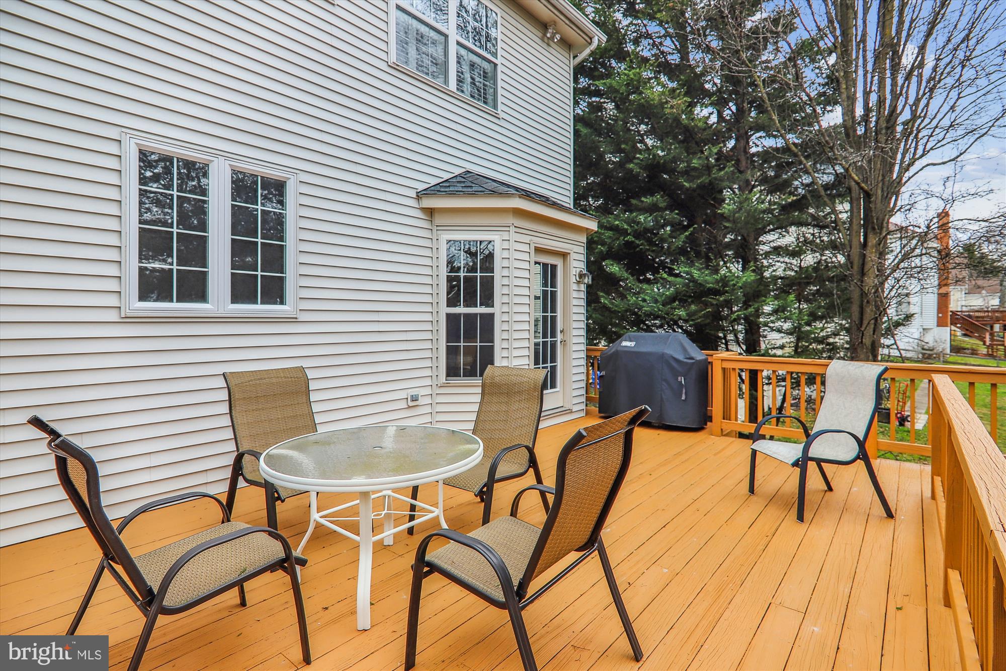 WILLOWS OF POTOMAC - Residential