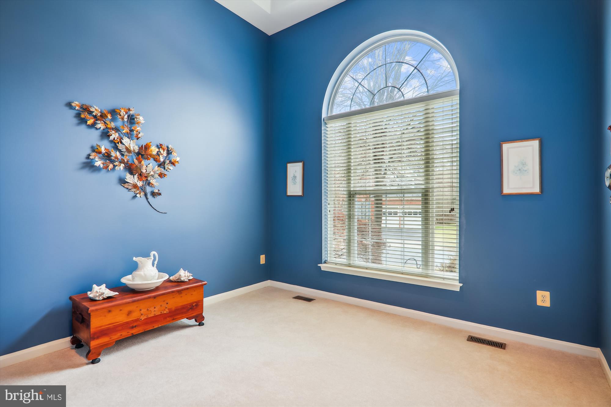 WILLOWS OF POTOMAC - Residential