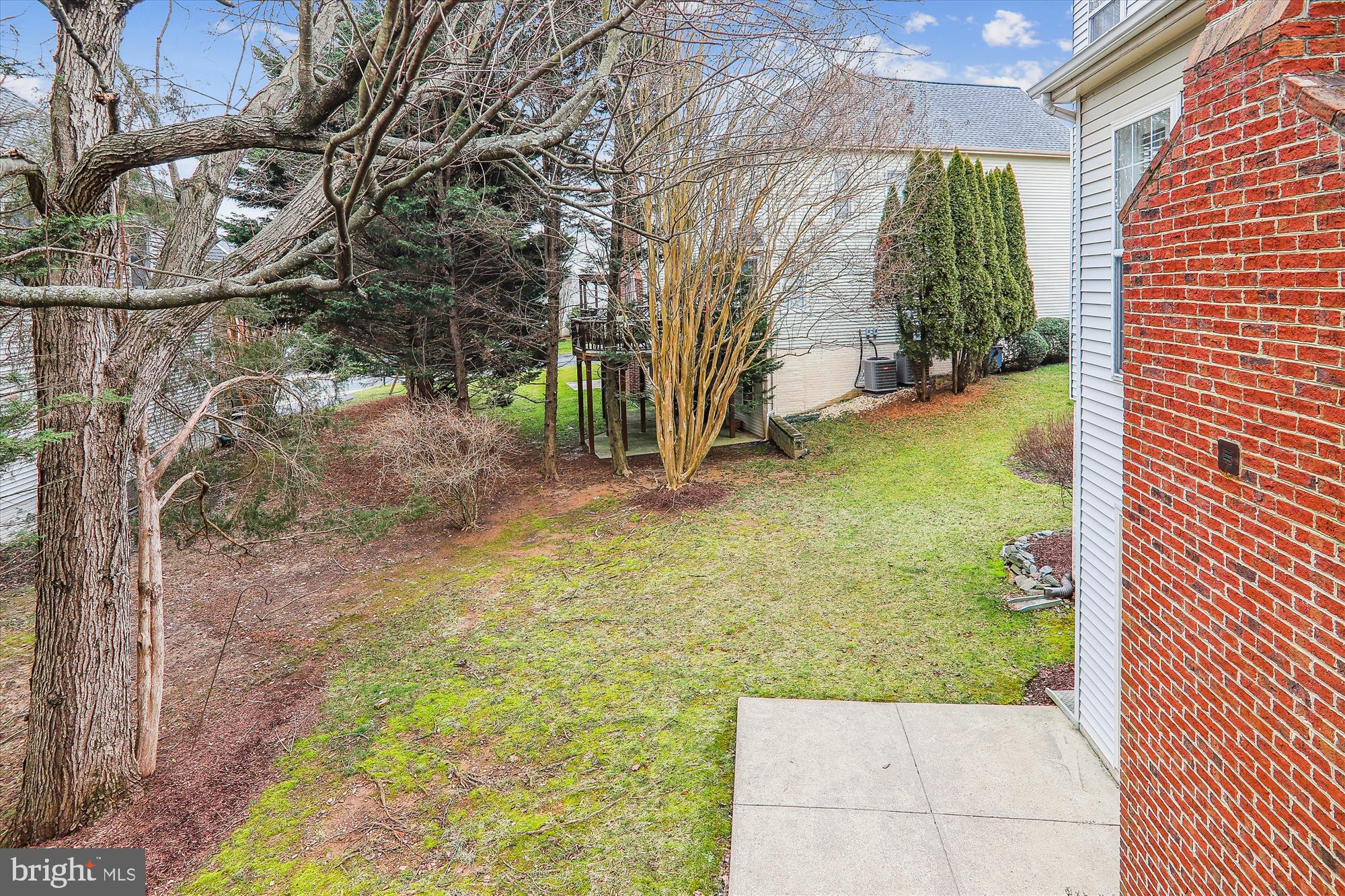 WILLOWS OF POTOMAC - Residential