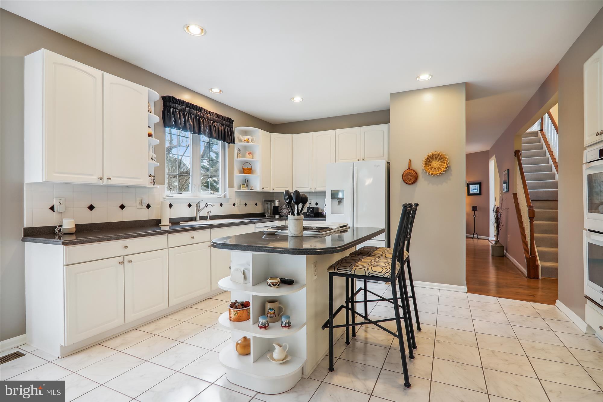 WILLOWS OF POTOMAC - Residential