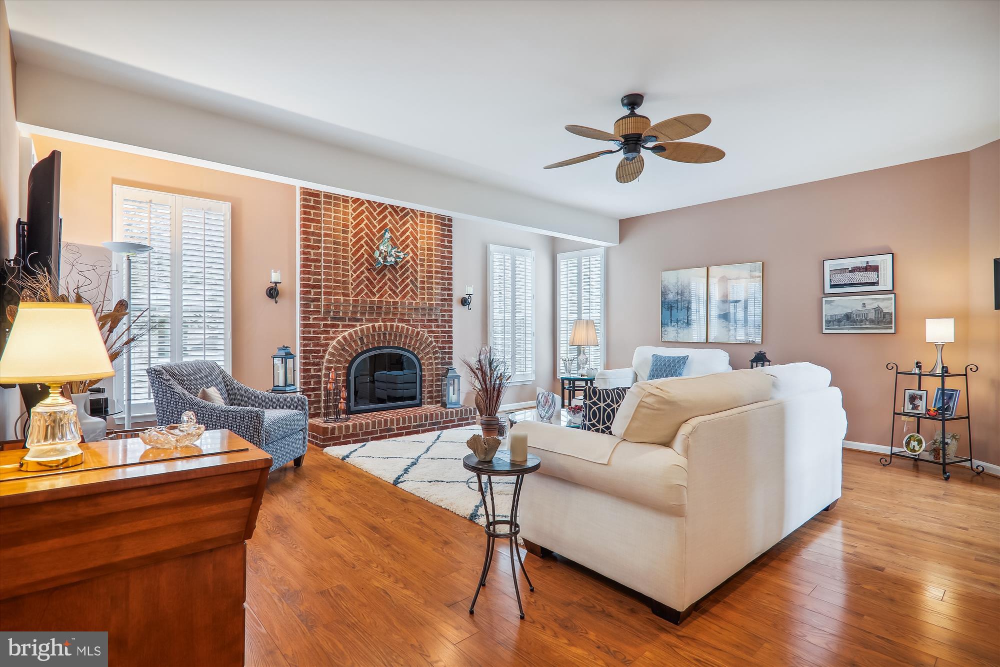 WILLOWS OF POTOMAC - Residential