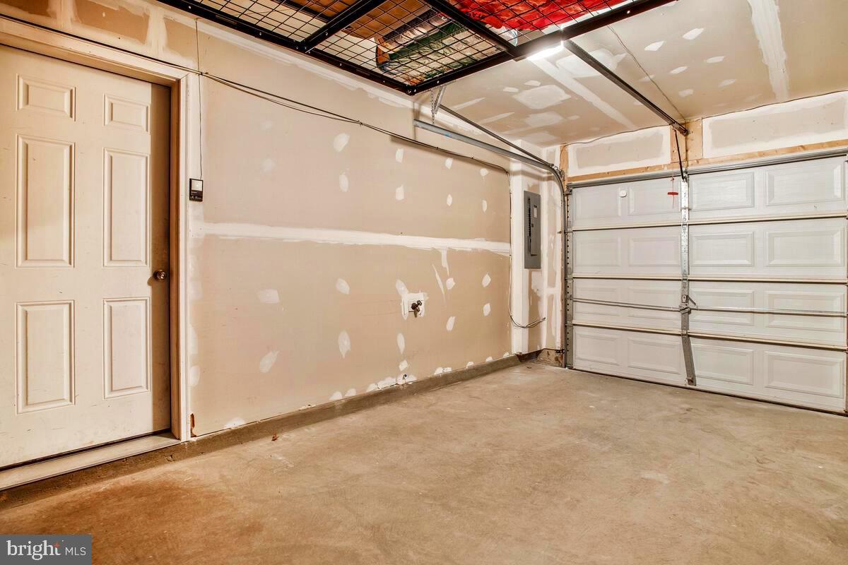 TANYARD SPRINGS - Residential