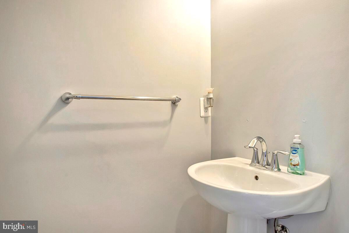 TANYARD SPRINGS - Residential