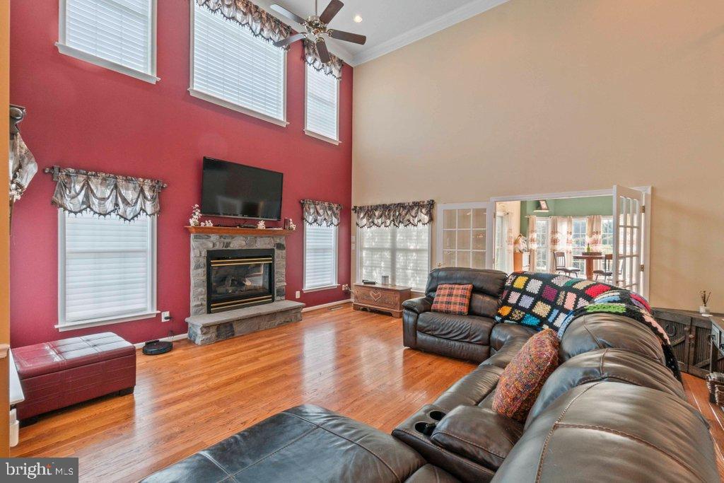 MAXA MEADOWS - Residential