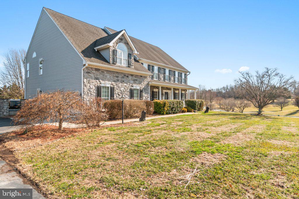 MAXA MEADOWS - Residential