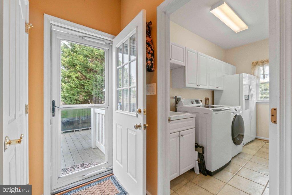 MAXA MEADOWS - Residential