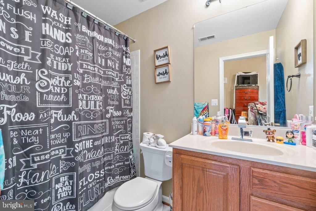 MAXA MEADOWS - Residential