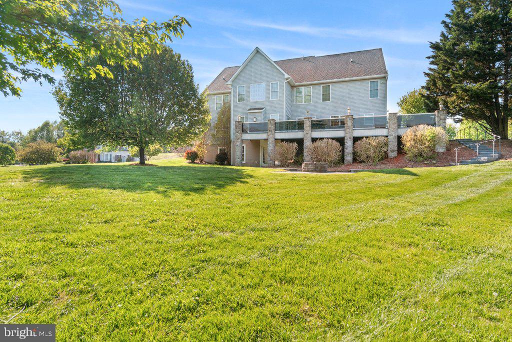 MAXA MEADOWS - Residential