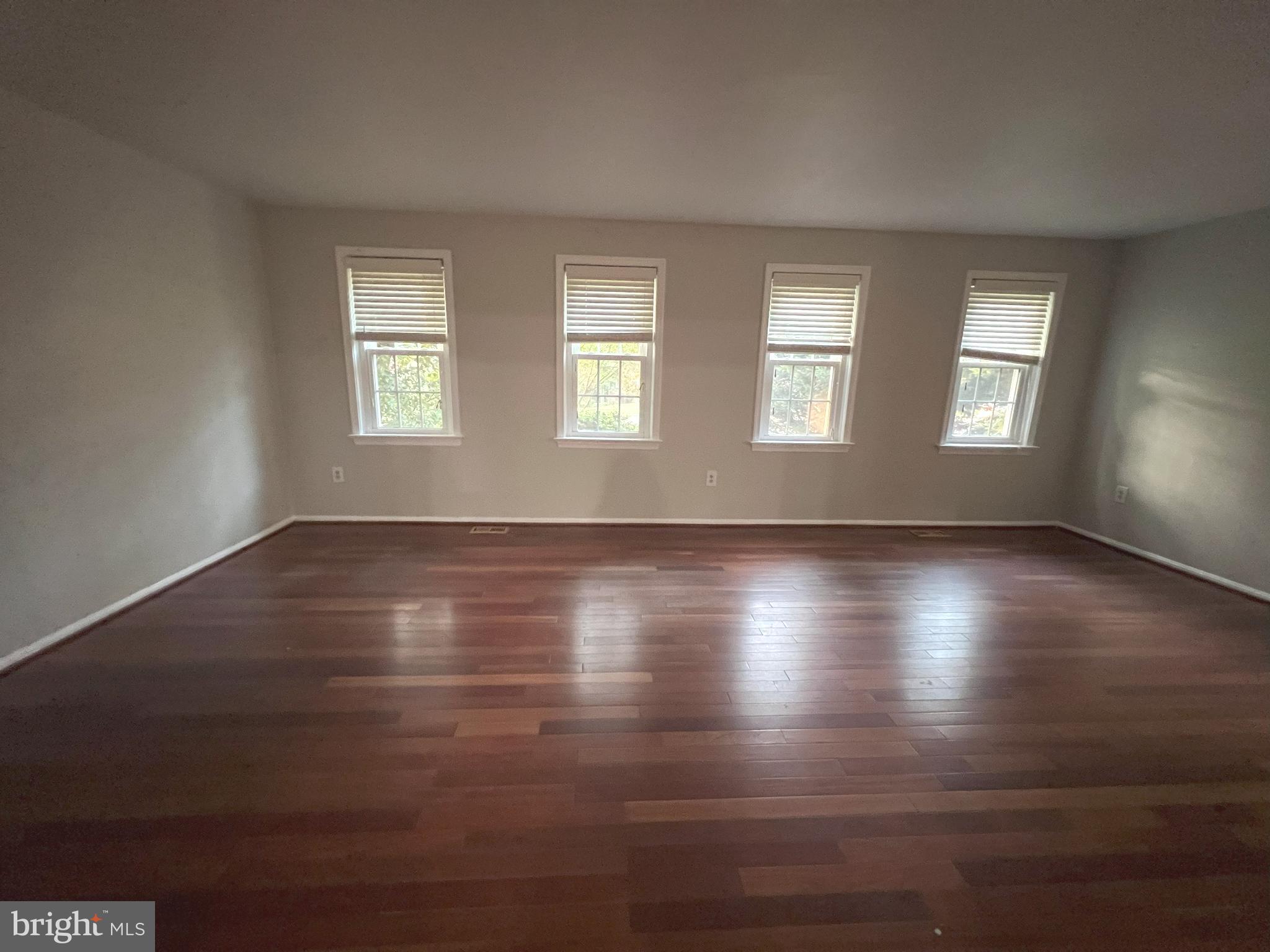 WOLF TRAP WOODS - Residential Lease