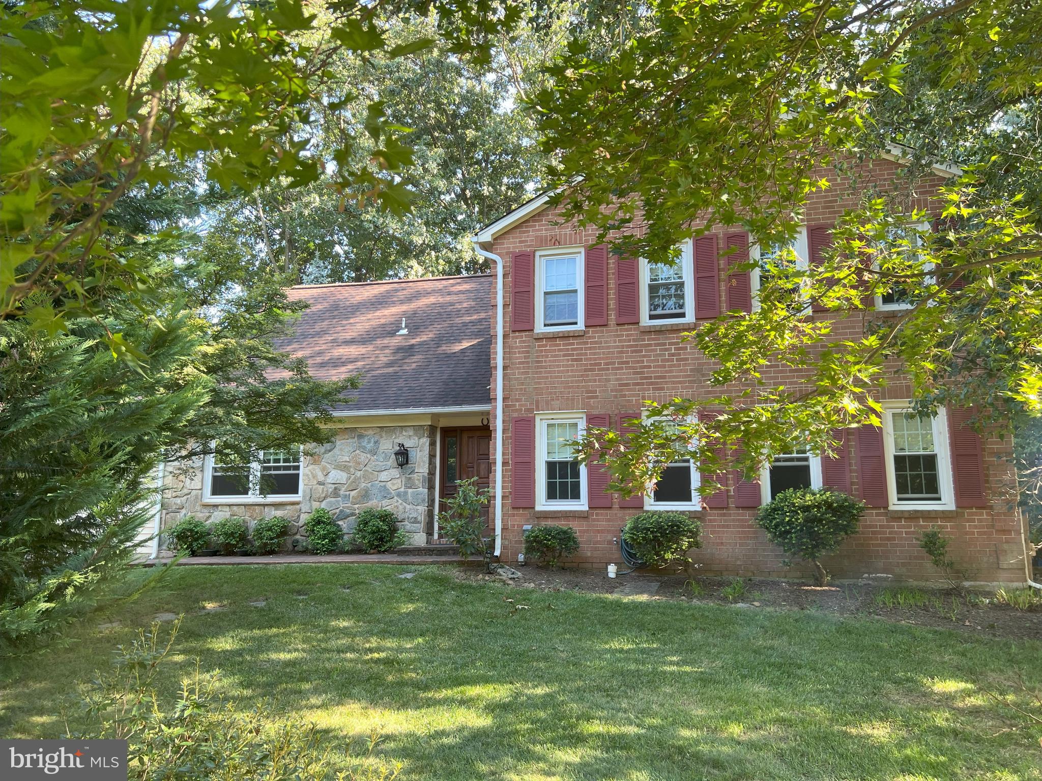 WOLF TRAP WOODS - Residential Lease