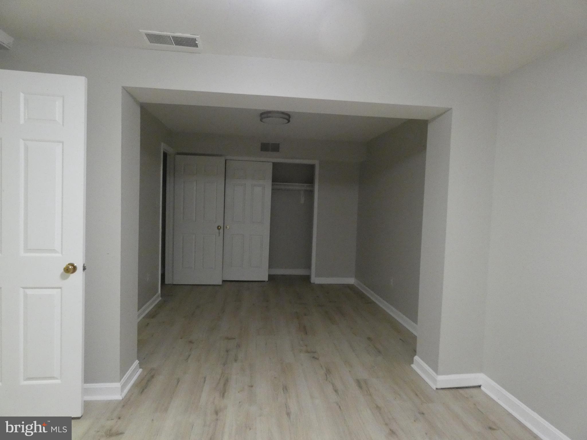 WOLF TRAP WOODS - Residential Lease