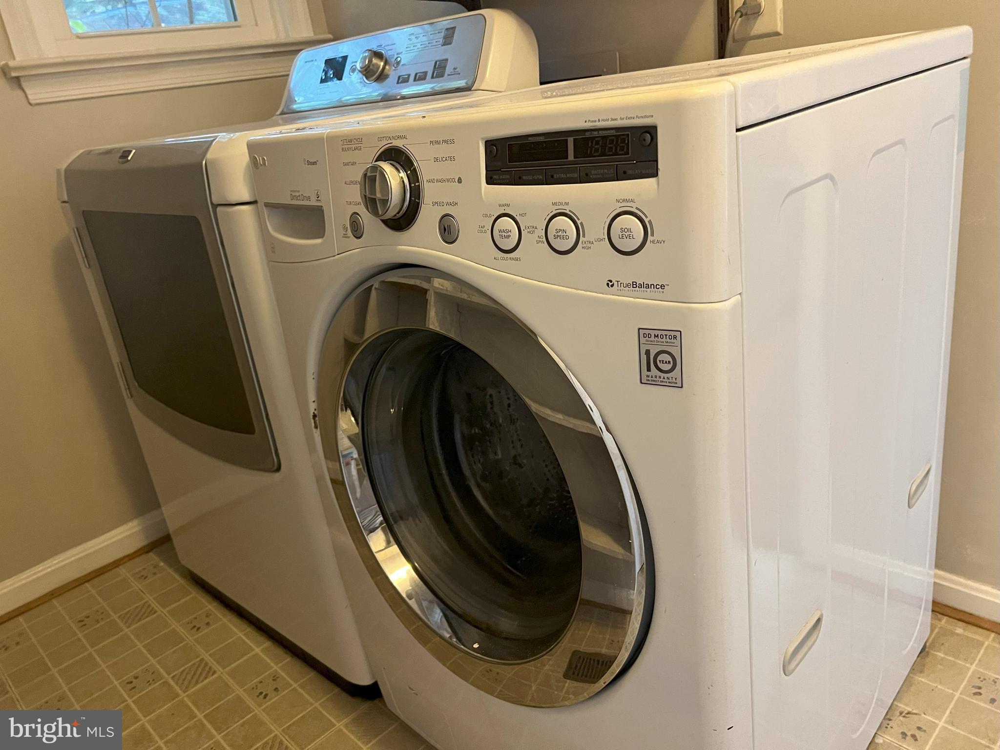 WOLF TRAP WOODS - Residential Lease