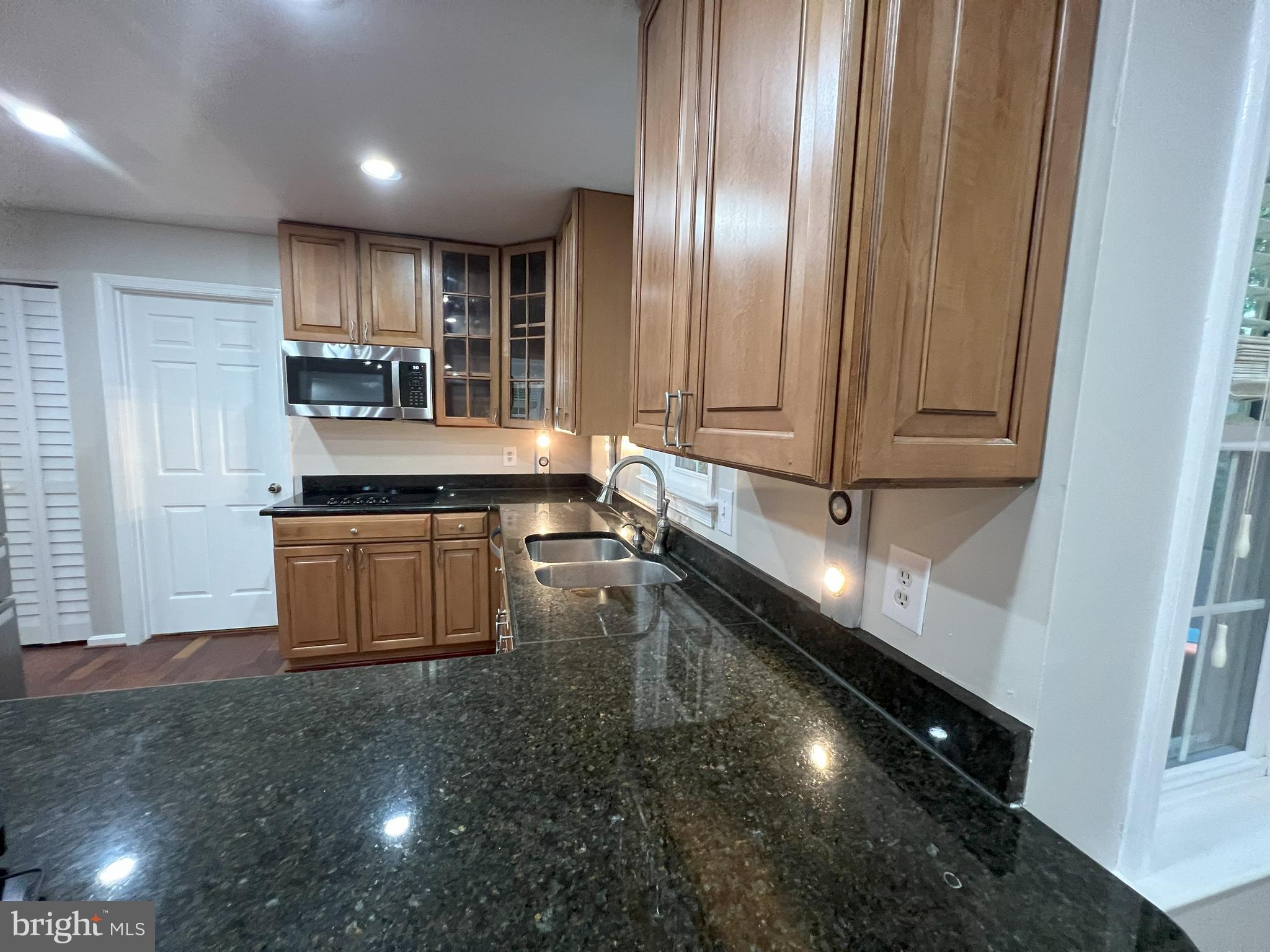 WOLF TRAP WOODS - Residential Lease