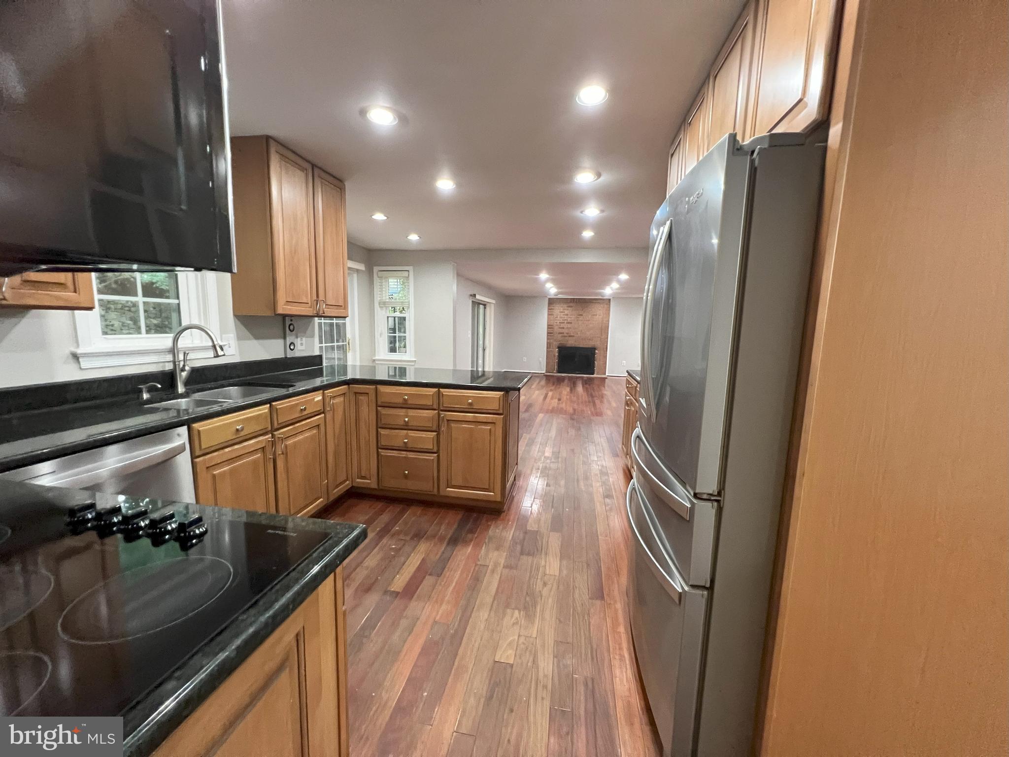 WOLF TRAP WOODS - Residential Lease