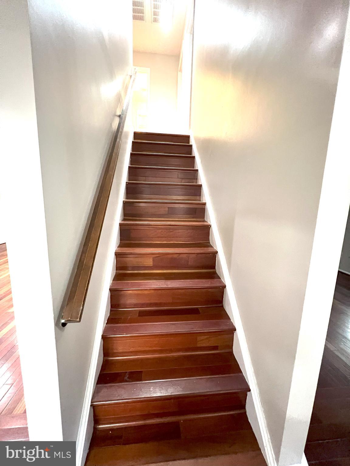 WOLF TRAP WOODS - Residential Lease