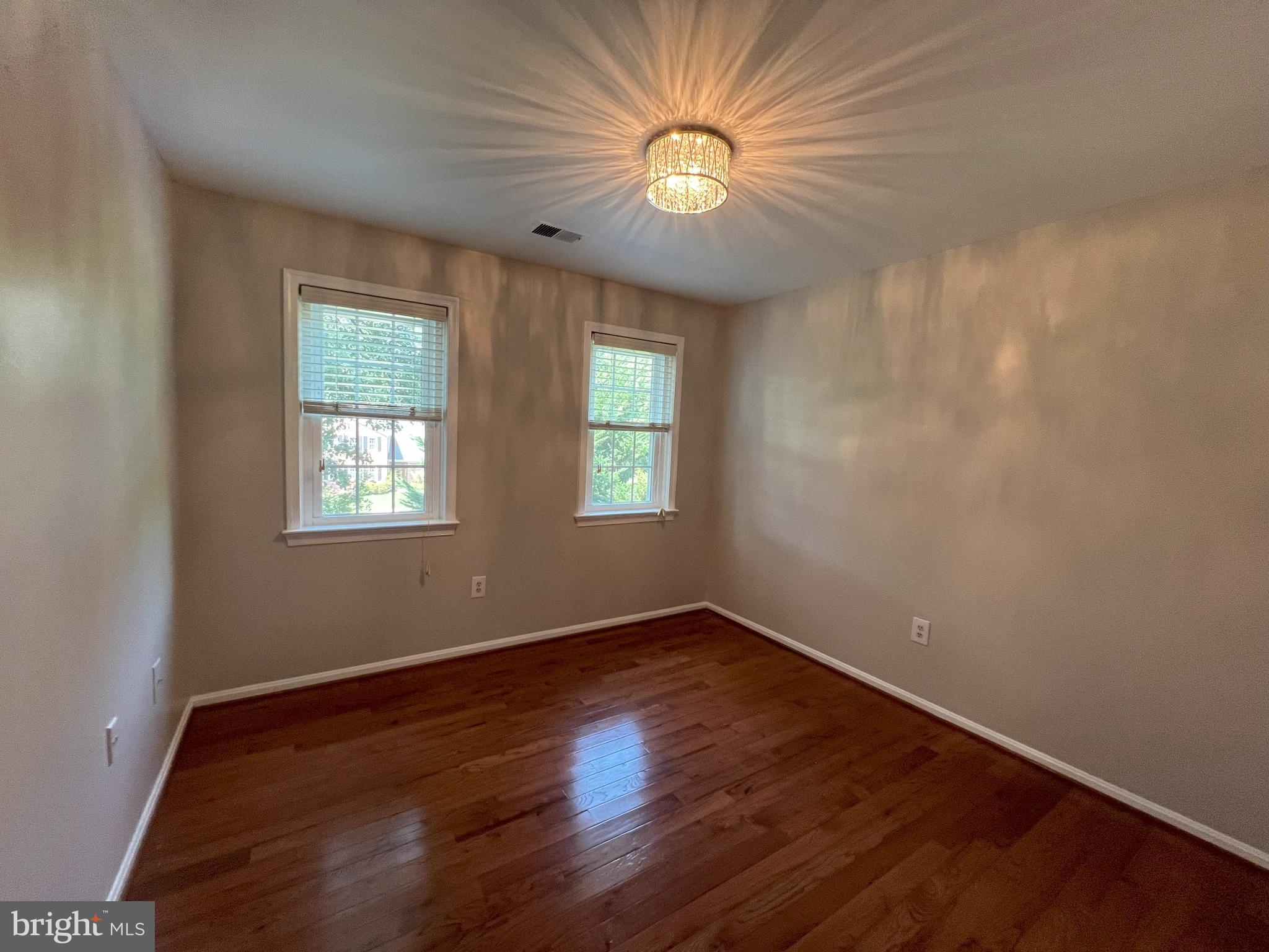 WOLF TRAP WOODS - Residential Lease