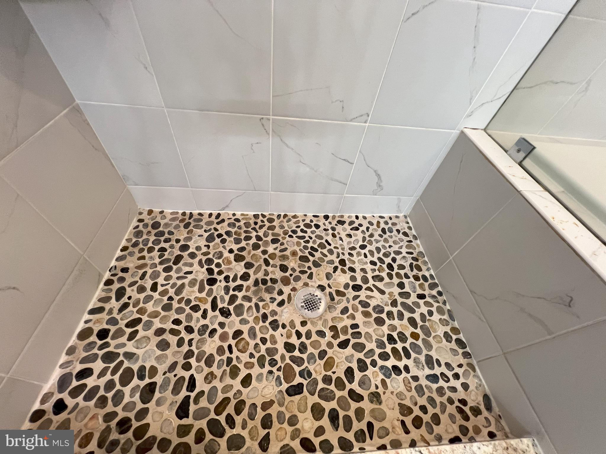 WOLF TRAP WOODS - Residential Lease