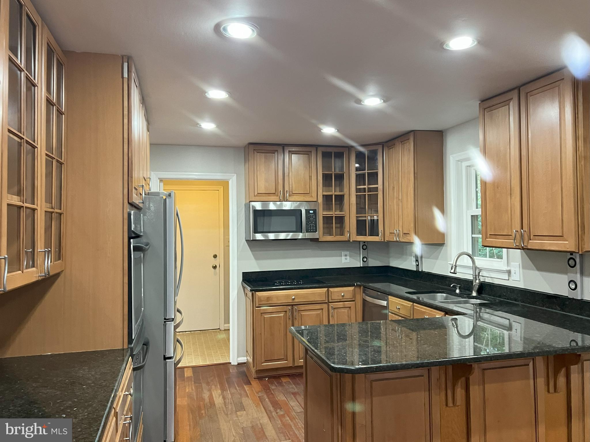 WOLF TRAP WOODS - Residential Lease