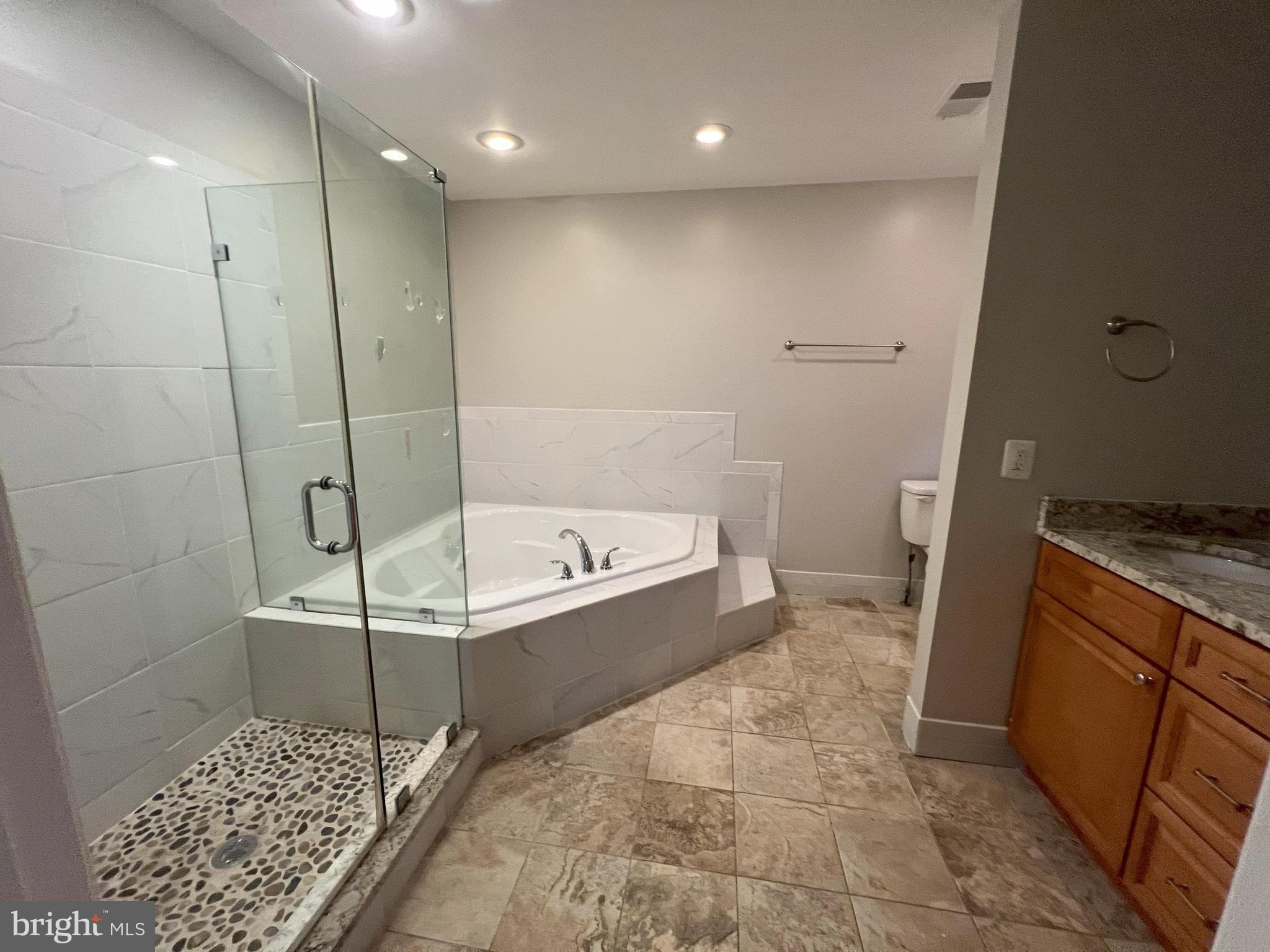 WOLF TRAP WOODS - Residential Lease