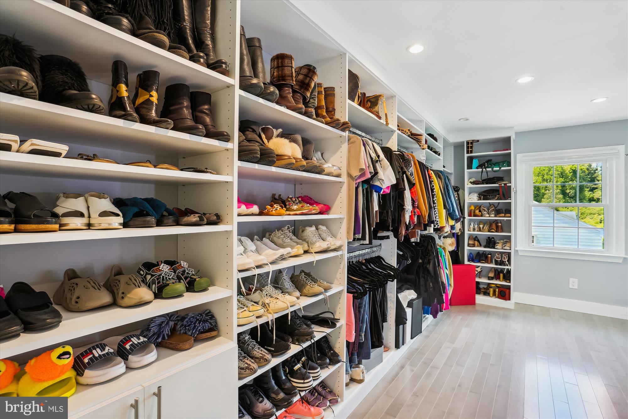 EAST GATE OF POTOMAC - Residential