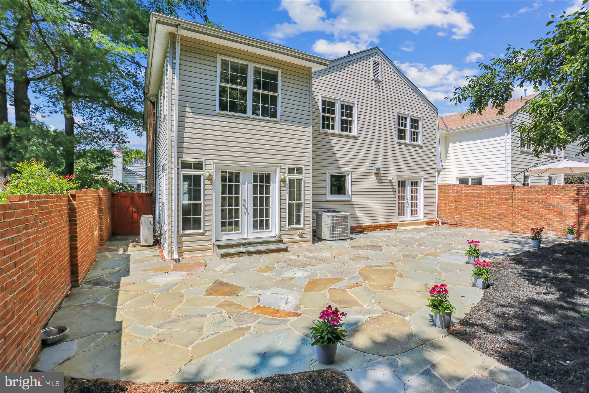 EAST GATE OF POTOMAC - Residential