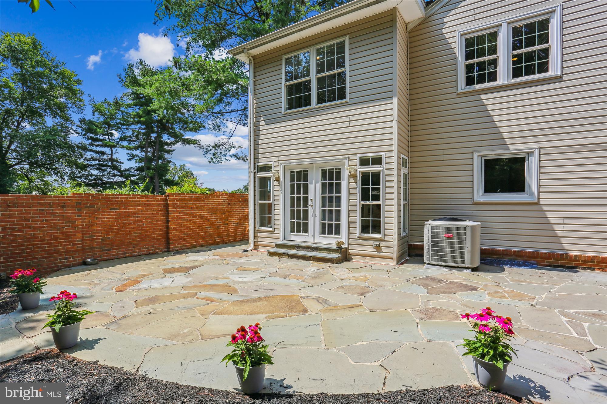 EAST GATE OF POTOMAC - Residential