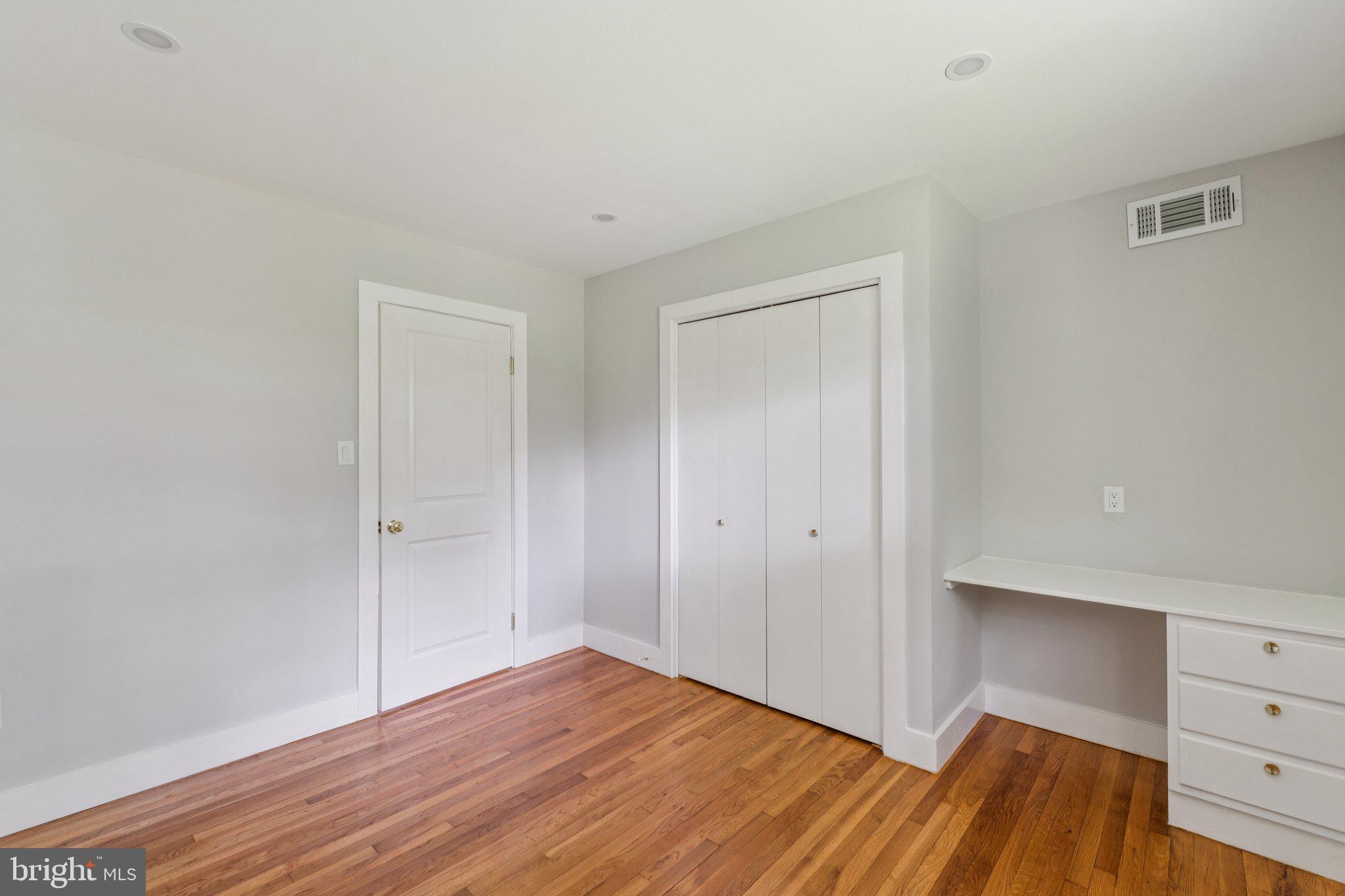 PAINT BRANCH ESTATES - Residential