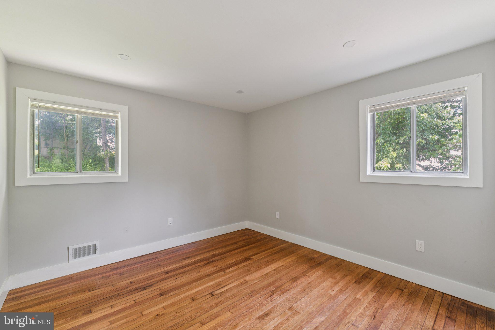 PAINT BRANCH ESTATES - Residential