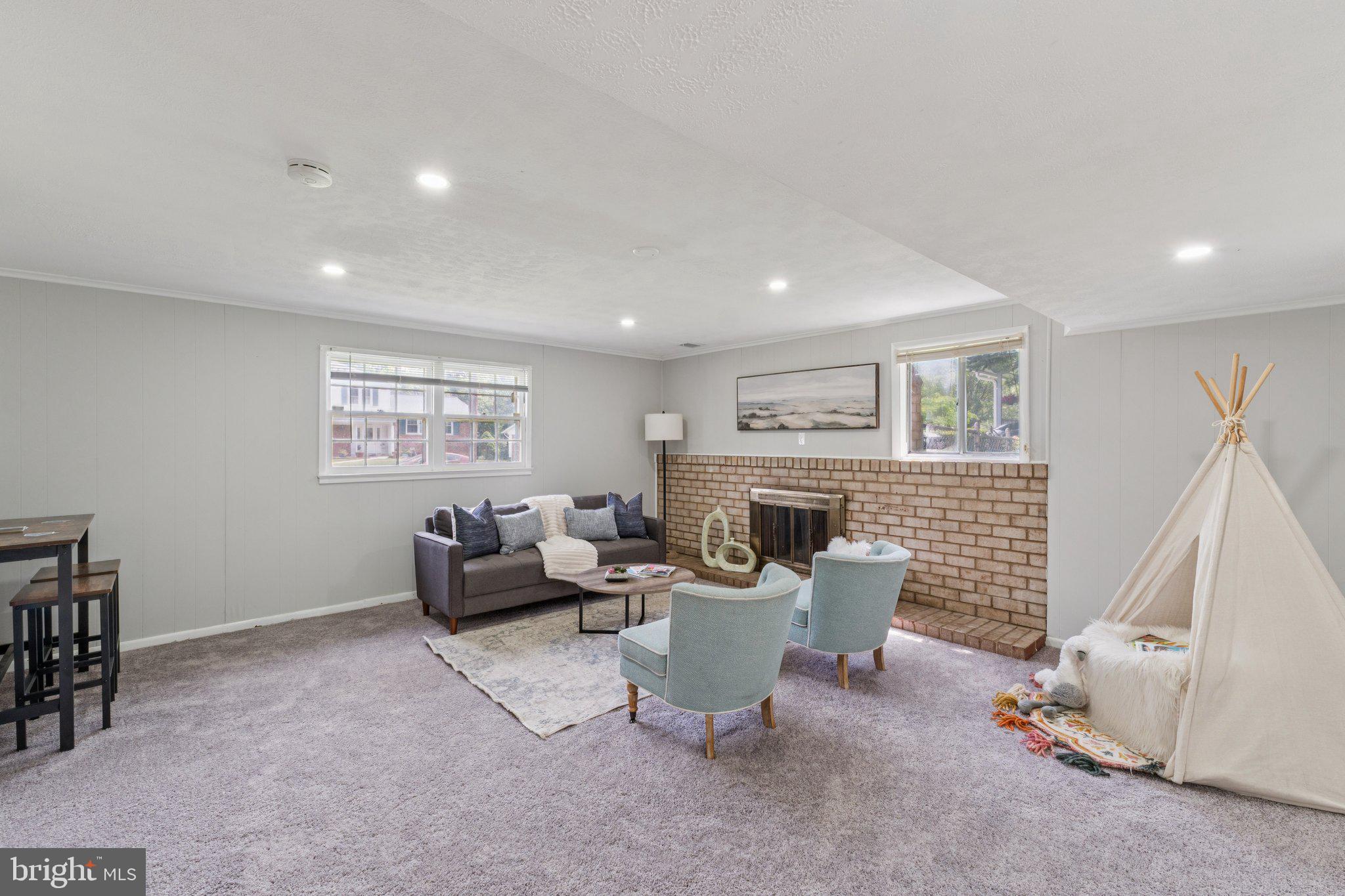 PAINT BRANCH ESTATES - Residential