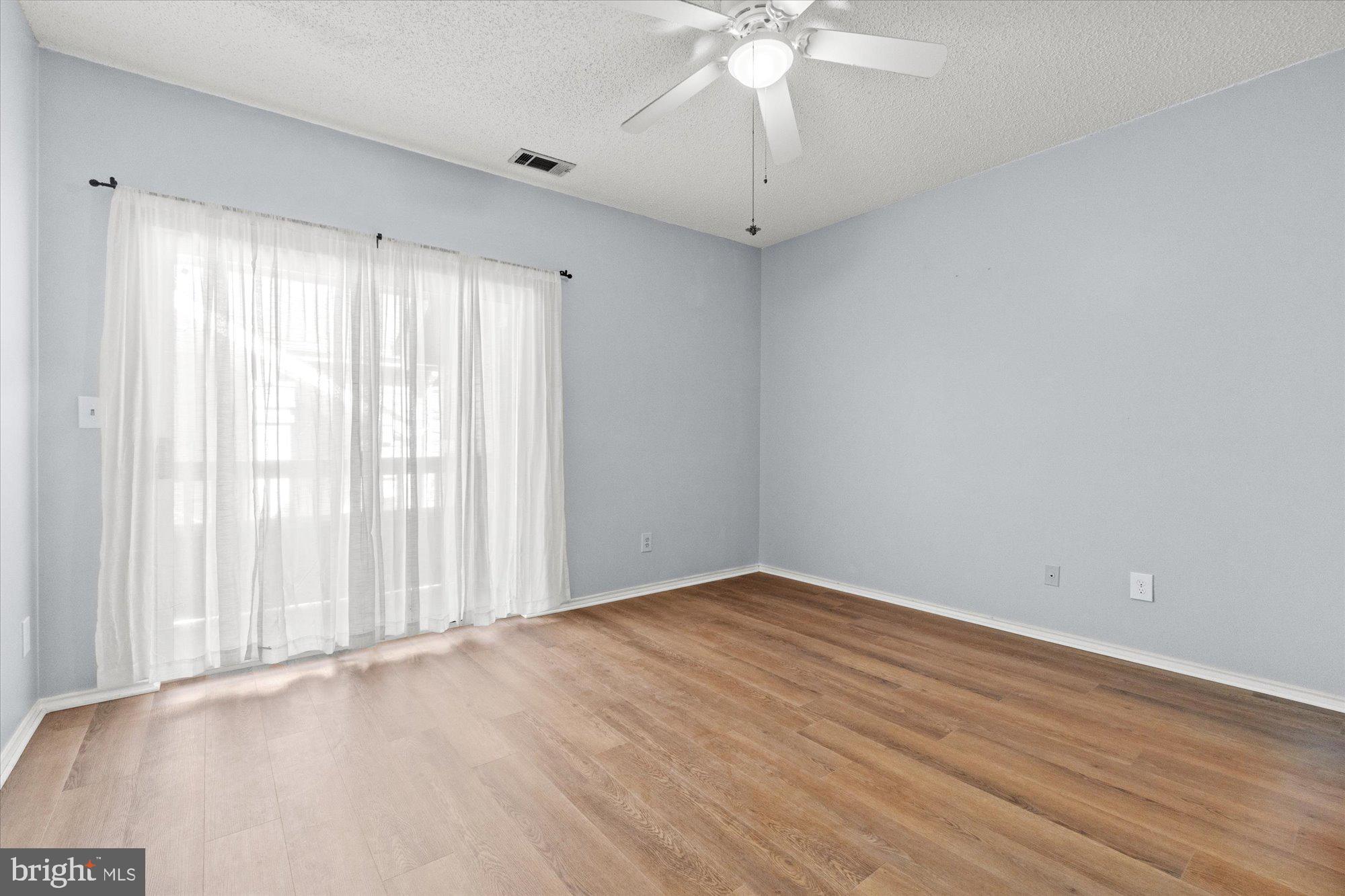 STONECROFT CONDO - Residential