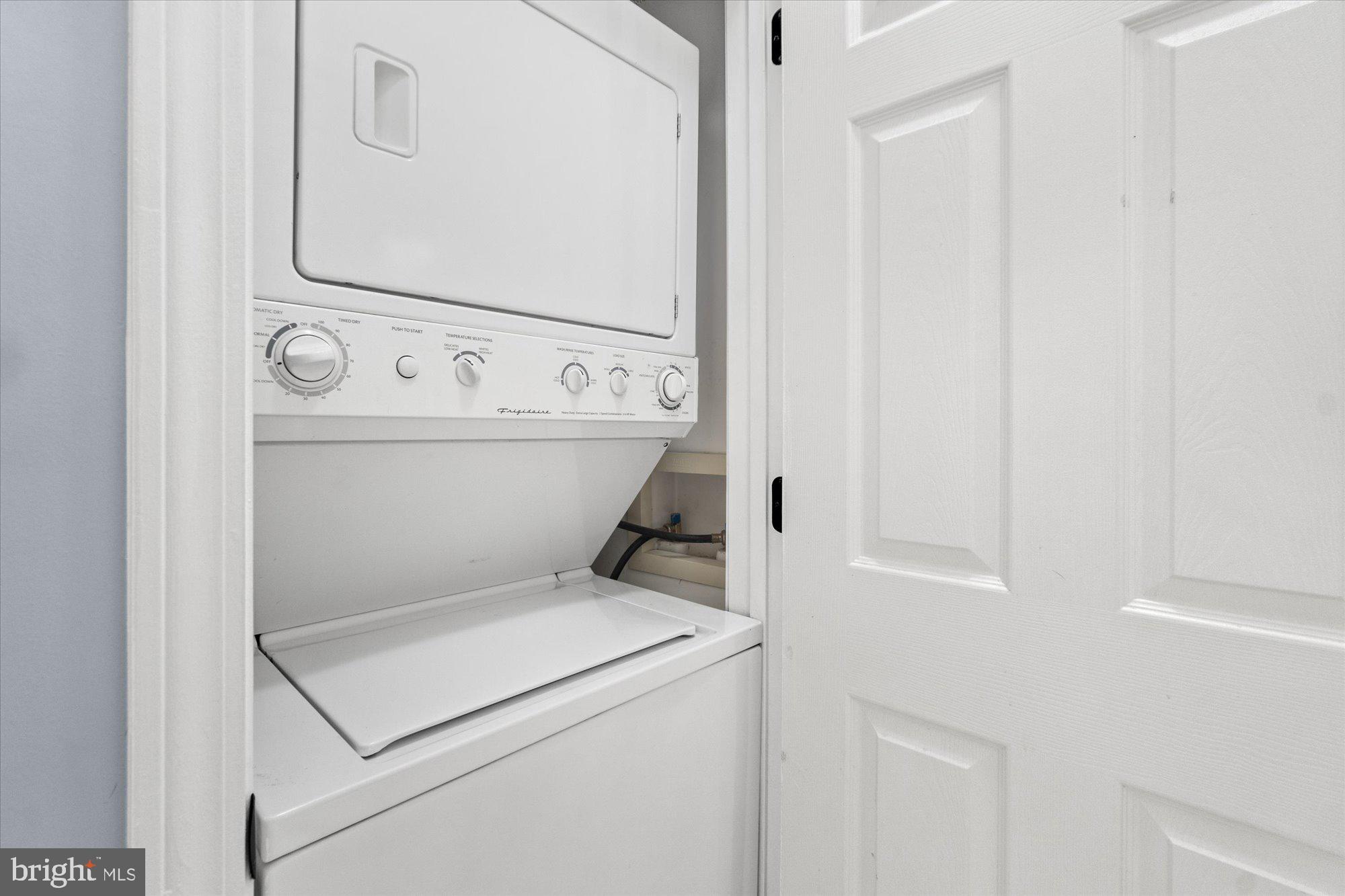 STONECROFT CONDO - Residential