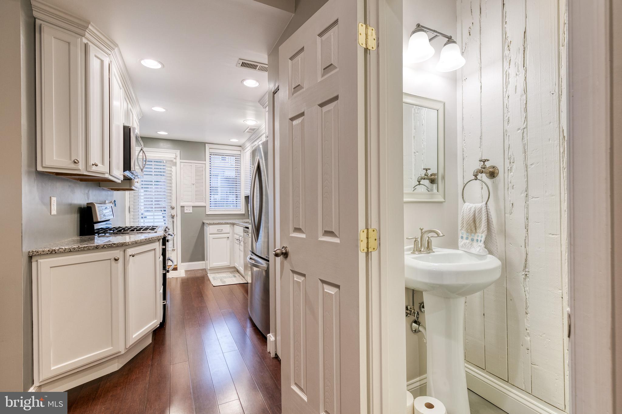 LOCUST POINT - Residential Lease