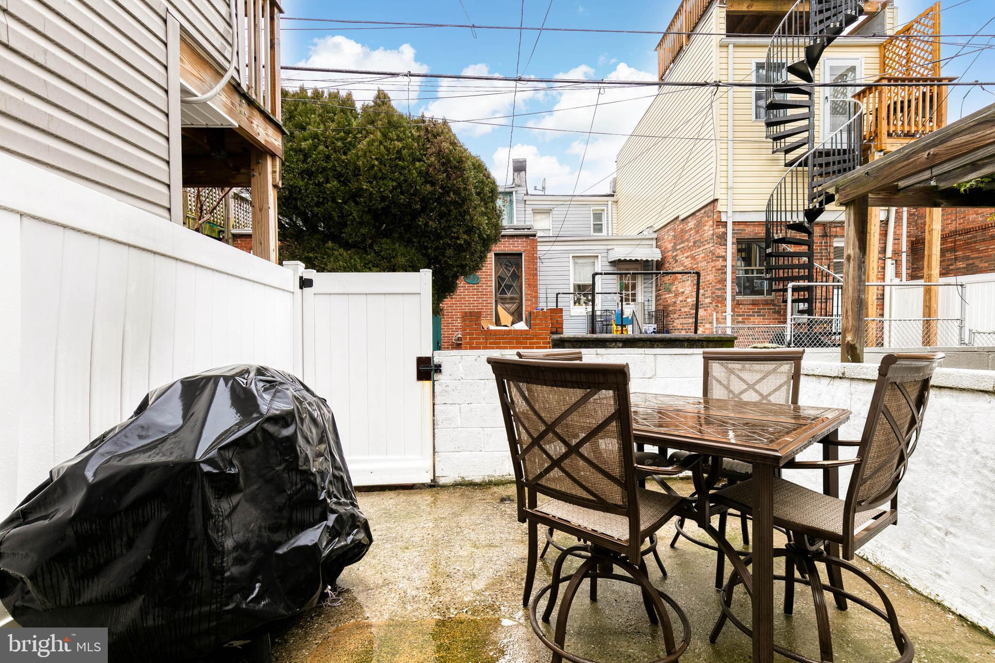 LOCUST POINT - Residential Lease