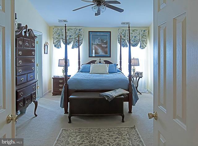 SPRING LAKES - Residential