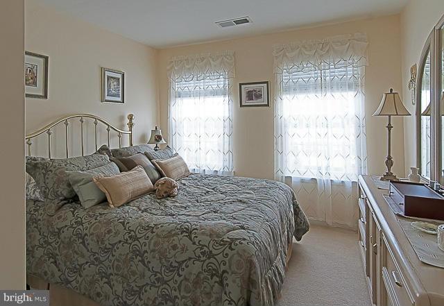 SPRING LAKES - Residential